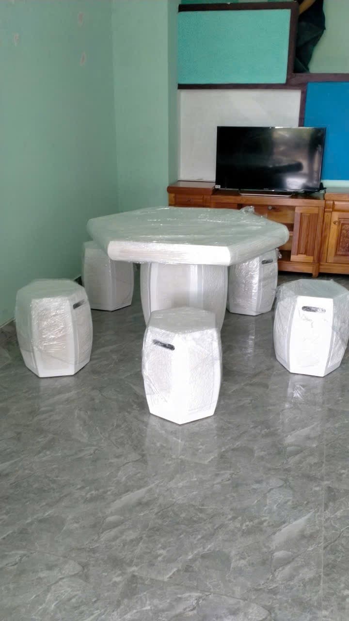 Đánh giá độ chịu lực uốn của bàn ghế đá mài nguyên khối