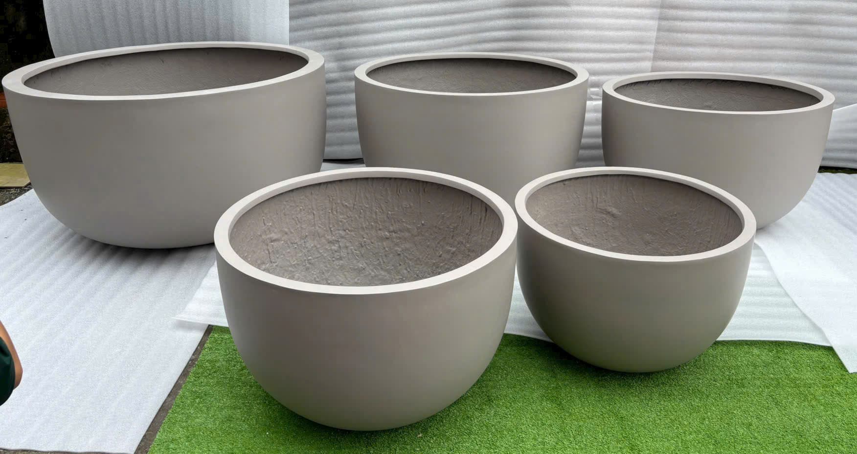 Chậu Cây Xanh Sài Gòn – Địa Chỉ Bán Chậu Composite Đa Dạng Tại TPHCM